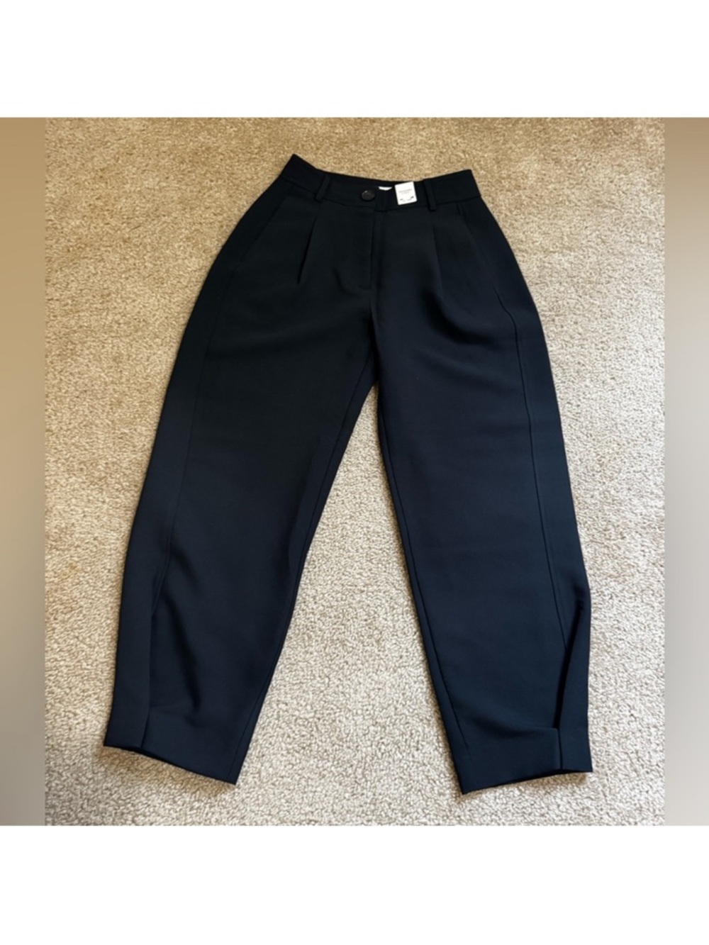 A&F Black Pleated Trousers